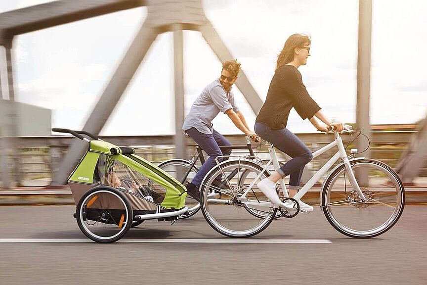 Kindertransport und -begleitung Kindertransport und -begleitung