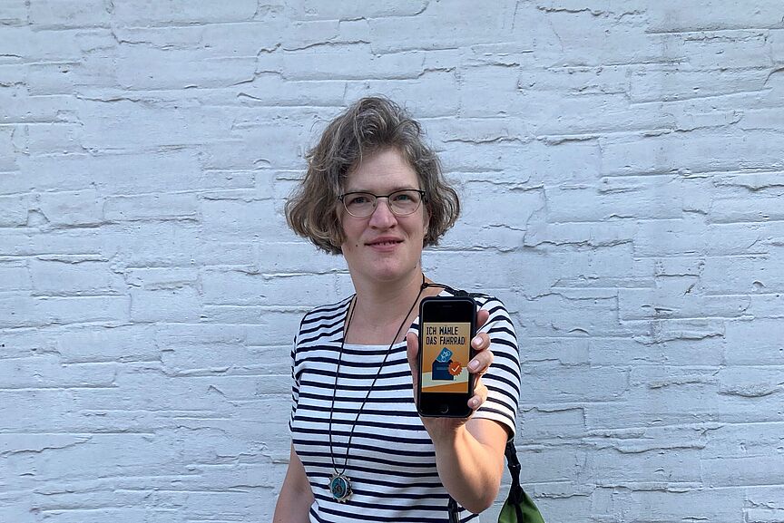 Interview Julia Oberdörster Julia Oberdörster und ihre Familie leben auf dem Land und sind ohne Auto mobil.